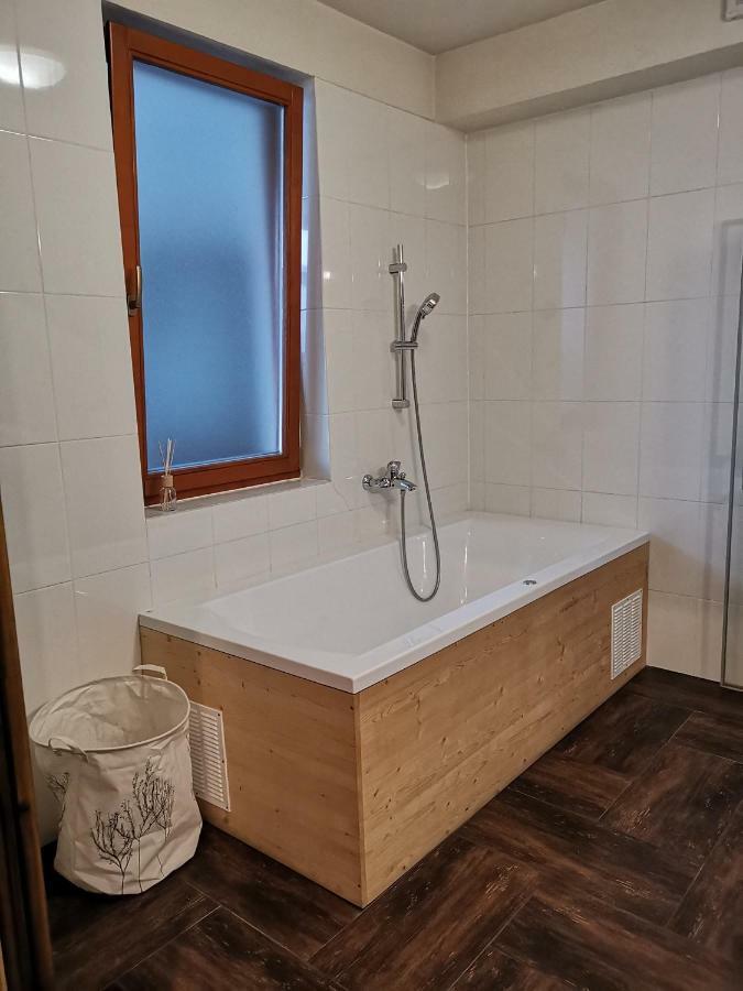 Family Apartment In טטרנסקה לומניקה מראה חיצוני תמונה